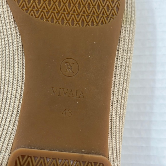 Vivaia Margot Square-Toes Flats - Picture 16 of 16